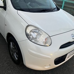 日産　マーチ