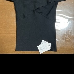 ⭐️新品未使用⭐️GRL クロスオフショルダーリブニットトップスの画像