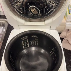 炊飯器の画像