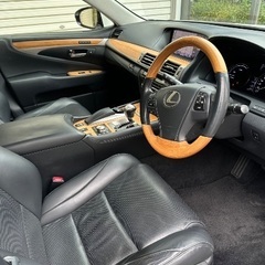 レクサス LS600h サンルーフ付の画像
