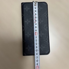 LOUIS VUITTON   ケースカバーの画像
