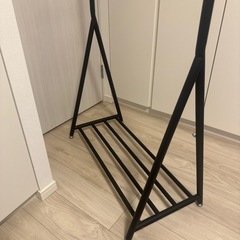 ハンガーラックの画像