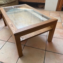TRUCK FURNITURE ガラストップローテーブルの画像