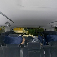 お手伝いをお願いできますか？荷物を積み込む