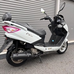 4289.大柄な一台♪ RV125i バッテリー新品　千葉県柏市　即日配送、自走引き取りも可能の画像