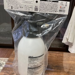 未使用噴霧器2リットルタカギ
製の画像