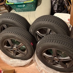 BRIDGESTONE ブリザック　VRX3 スタッドレスタイヤ4本セットの画像