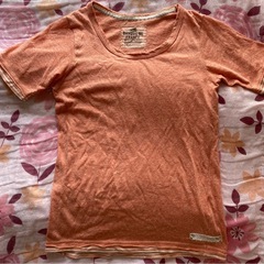 【定価以下・大赤字・破格】しまむら マーメイドスカート ベージュ hughug オレンジ Tシャツ　春夏秋冬 原宿 古着 韓国ファッションお好きな方にも☺️の画像