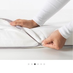 IKEA ベビーベッド 高質マットレス付きの画像