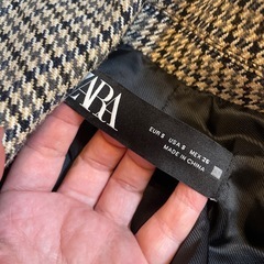ZARA ジャケットの画像