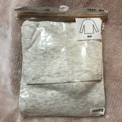 新品未使用品【GU】フライスタートルネックTシャツ 3枚の画像