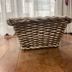 花器  塗装が剥げているところたくさんあり  ガーデニング 非対面の受け渡しですの画像