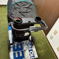 B型ベビーカー
の画像