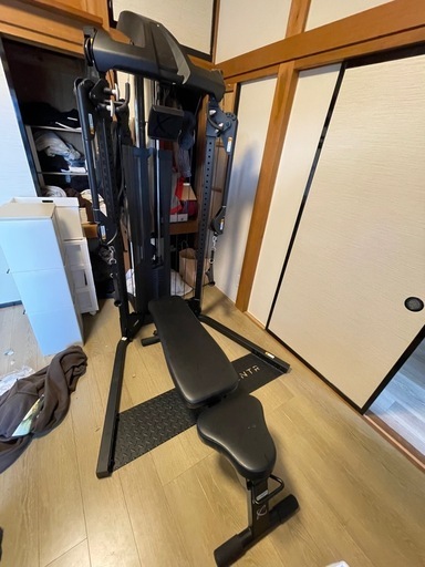 トレーニングマシーン　★中古品★ トレーニングマシーン (レスラーIQ) 東武金崎のフィットネス