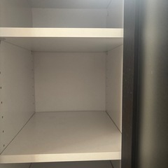 食器棚の画像