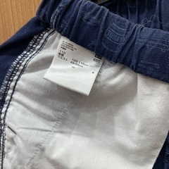 UNIQLO110cm ハーフパンツの画像