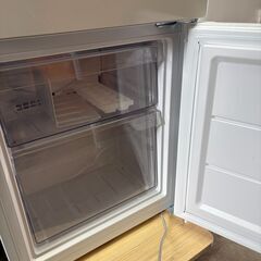 【2024年製造】Haier OBBR-121A 冷蔵庫の画像