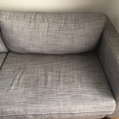 IKEAで購入した3人掛けソファの画像