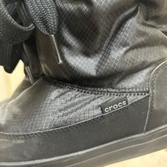 crocs長靴の画像