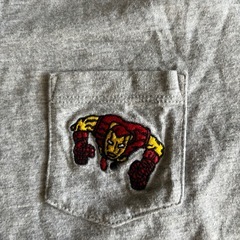 130 ユニクロキッズ　MARVEL Tシャツの画像