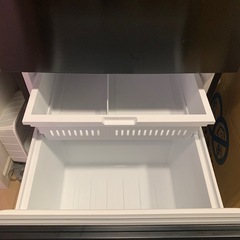 Haier 冷蔵庫の画像