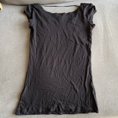 【お話中🫡】
2号　H&M 黒の画像