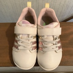 18cm♡プリンセス柄のスニーカー
の画像