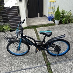 子供用自転車　22インチ　ブルーの画像