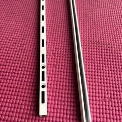 未使用　倉庫保管品　棚柱　ホワイト　２本の画像
