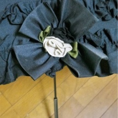 新品未使用　日傘　雨傘　晴雨兼用　60cm フリル　花　黒の画像