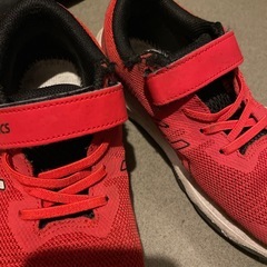 スニーカー3足　22cmの画像