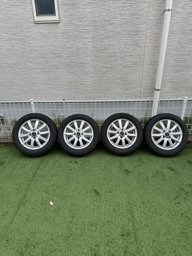 ホイール付スタッドレスタイヤ