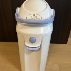 オムツ用ゴミ箱の画像