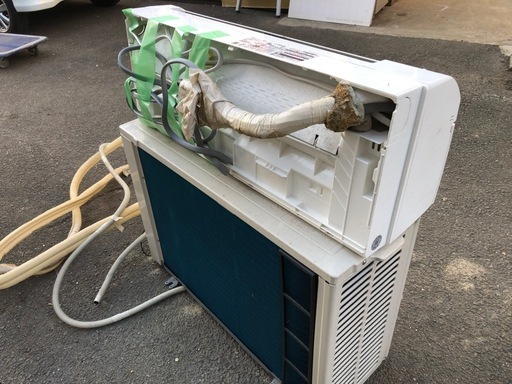 2023年製 三菱ルームエアコン 霧ヶ峰 18畳用 自動お掃除ロボ搭載 ESZ