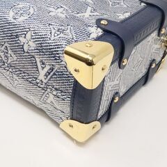 ヴィトン モノグラム ラミネーテッド ジャカード サイドトランク バッグの画像