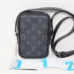LOUIS VUITTON モノグラム エクリプス ダヌーヴ PMの画像