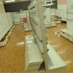 業務用　店舗什器　陳列棚　大量　の画像