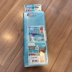 筆箱　新品　ピタットンクリアの画像