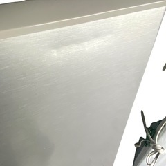 【ジ1007-09】傷や凹み、扉のガタつき等ある為お安く致します‼️AQUA ノンフロン冷凍冷蔵庫AQR-13H(S)形 2018年製 126Lの画像