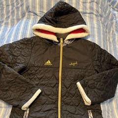 adidas上着の画像