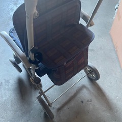 手押し車の画像