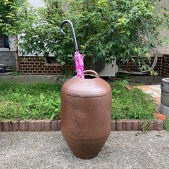 陶器のツボの画像