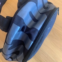 定価4000円ほど　NIKE ナイキ　リュック　かばん　の画像
