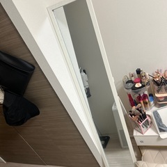 鏡の画像