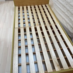 シングルベッドの画像