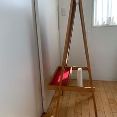 IKEA イケア MALA モーラ イーゼル
の画像