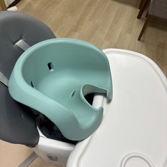 【取引中】グレコ ハイチェア フロアーツーテーブルの画像