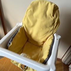 IKEAハイチェアの画像