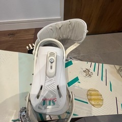 【値下げしました！！】スノーボード（カバー付き）の画像