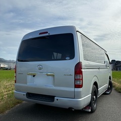 トヨタ　ハイエースワイド　4WDの画像